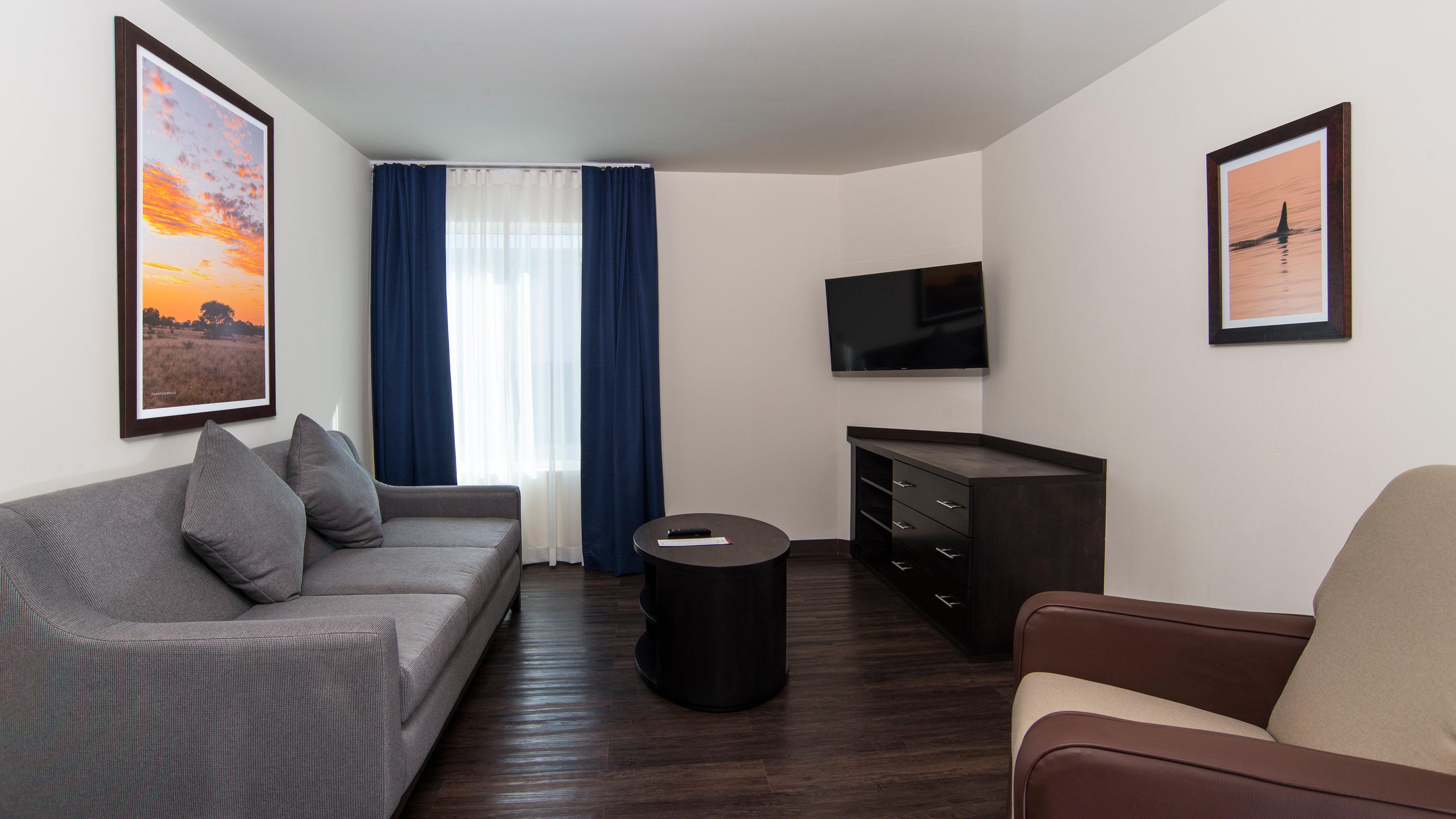 Candlewood Suites Celaya Celaya  Ngoại thất bức ảnh
