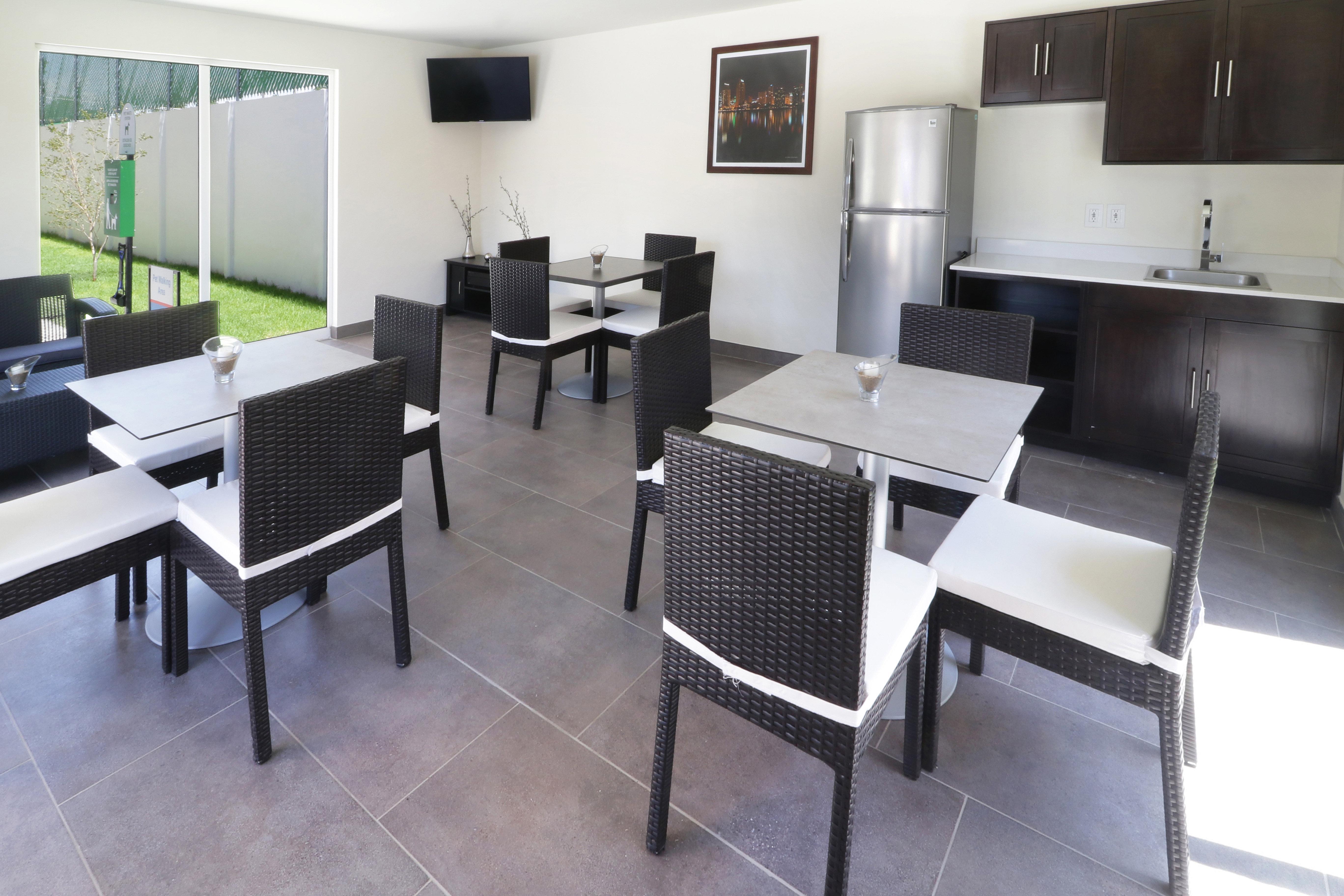 Candlewood Suites Celaya Celaya  Ngoại thất bức ảnh