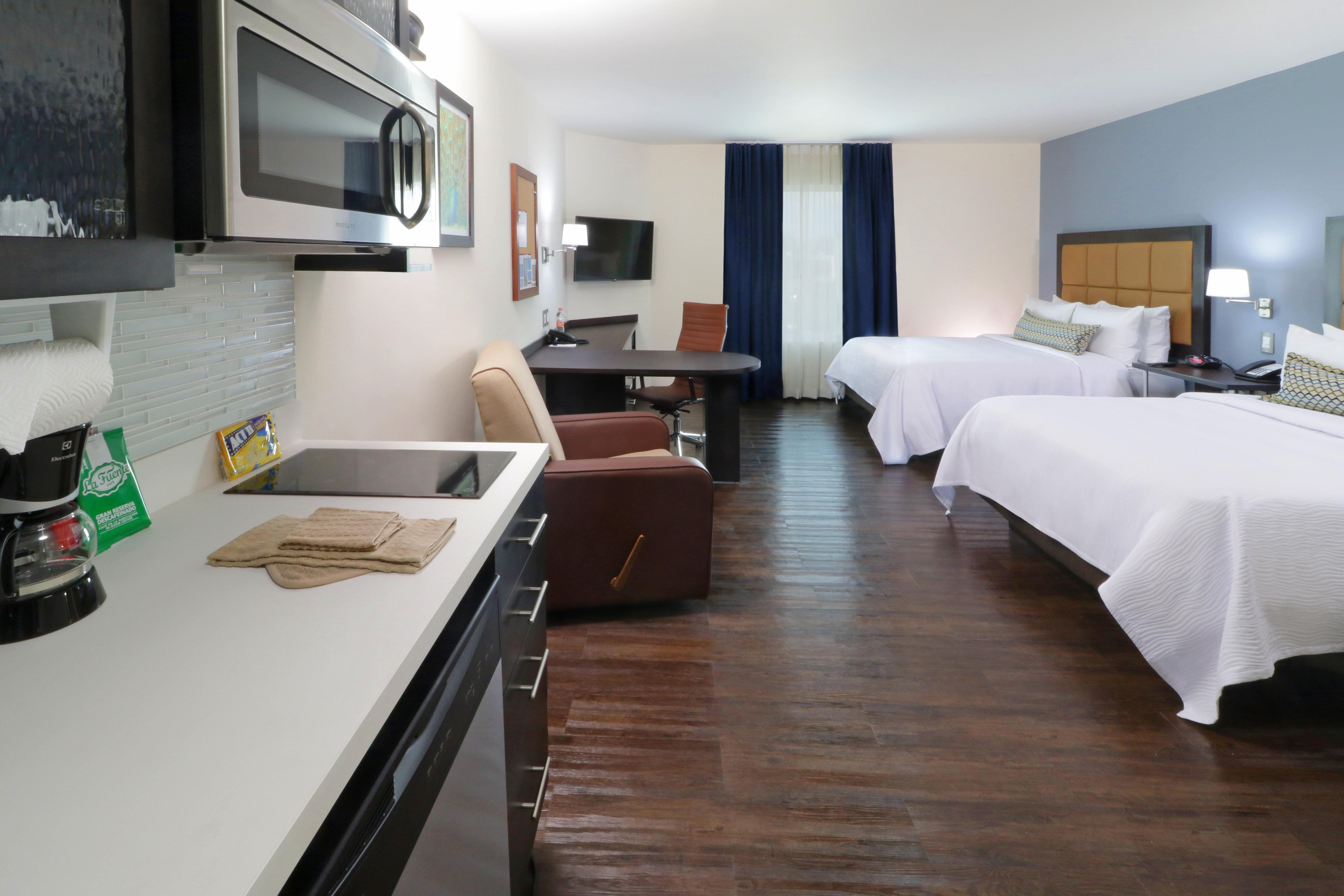 Candlewood Suites Celaya Celaya  Ngoại thất bức ảnh