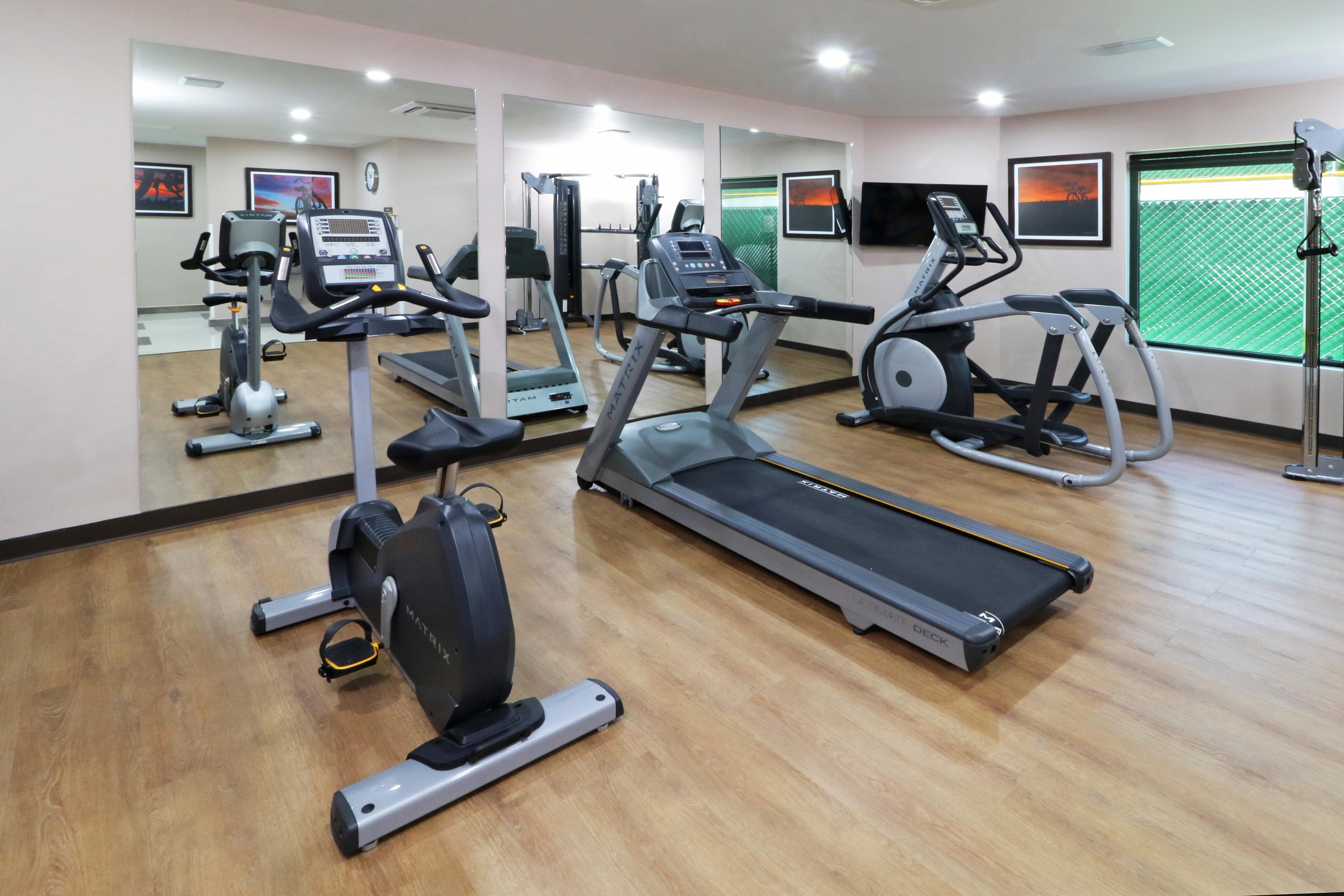 Candlewood Suites Celaya Celaya  Ngoại thất bức ảnh
